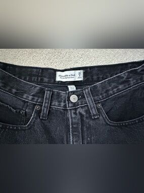 Abercrombie & Fitch Black Wash Mid Rise Boyfriend Shorts